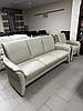 Шкіряний диван та крісло бежевого кольору, фото 4