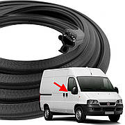 Ущільнювач передньої двері Fiat Ducato 1994-2006