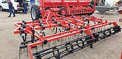 Культиватор для суцільного передпосівного обробітку навісний КПП 4, ширина 4 м, 3-х рядний