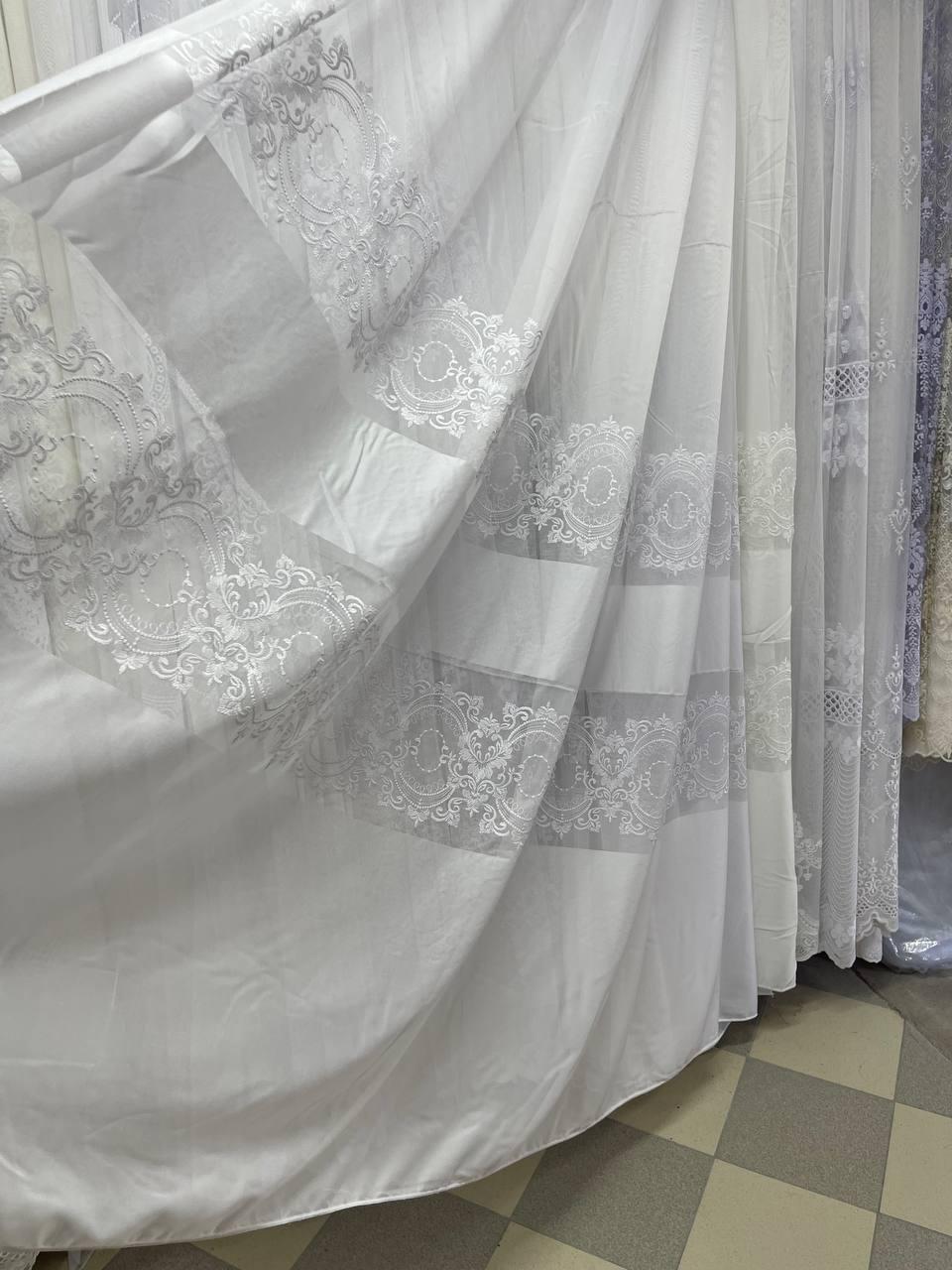 Тюль бамбук, вишивка заввишки 2,8 м. біла