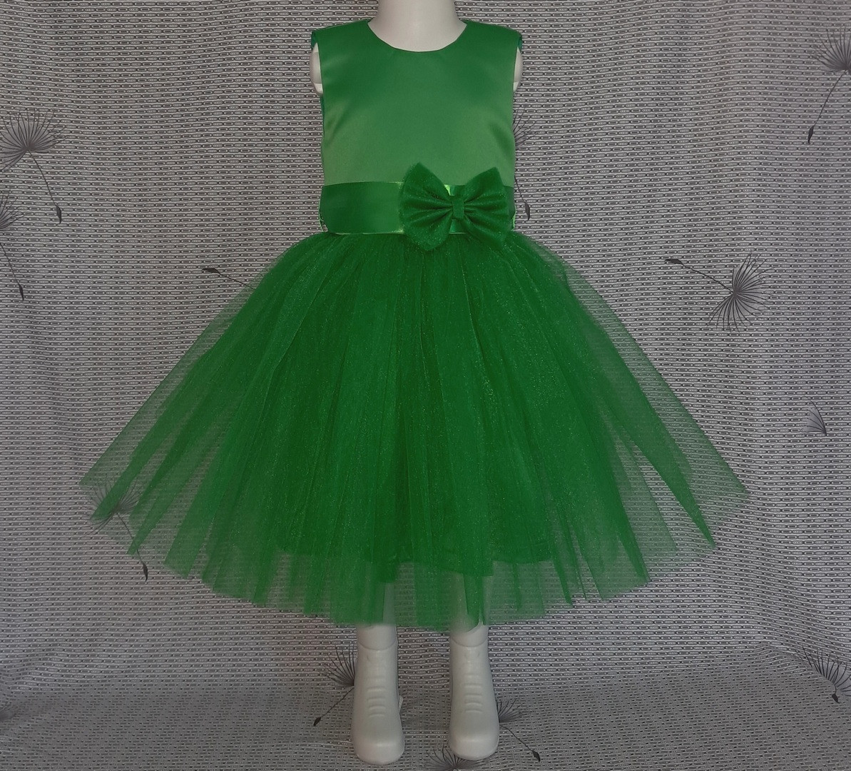 Святкова дитяча зелена сукня з бантом, розмір 104