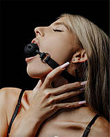 БДСМ кляп с дыхательными отверстиями