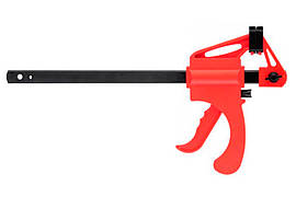 Струбцина автомат Intertool 200 х 60 мм