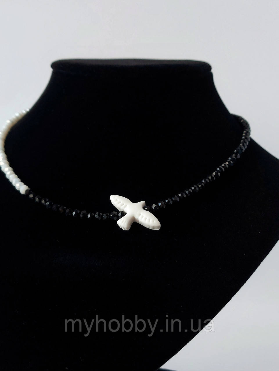 Чокер з кришталевих намистин та горлицею ,довжина 41см +5см подовжувач, фото 1