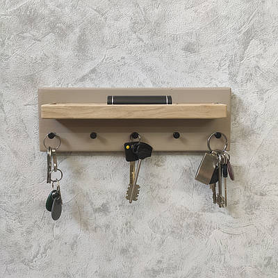 Ключниця дерев'яна кольору мокко з полицею . 30х10 см