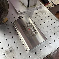 Дополнительная гравировка на флягах