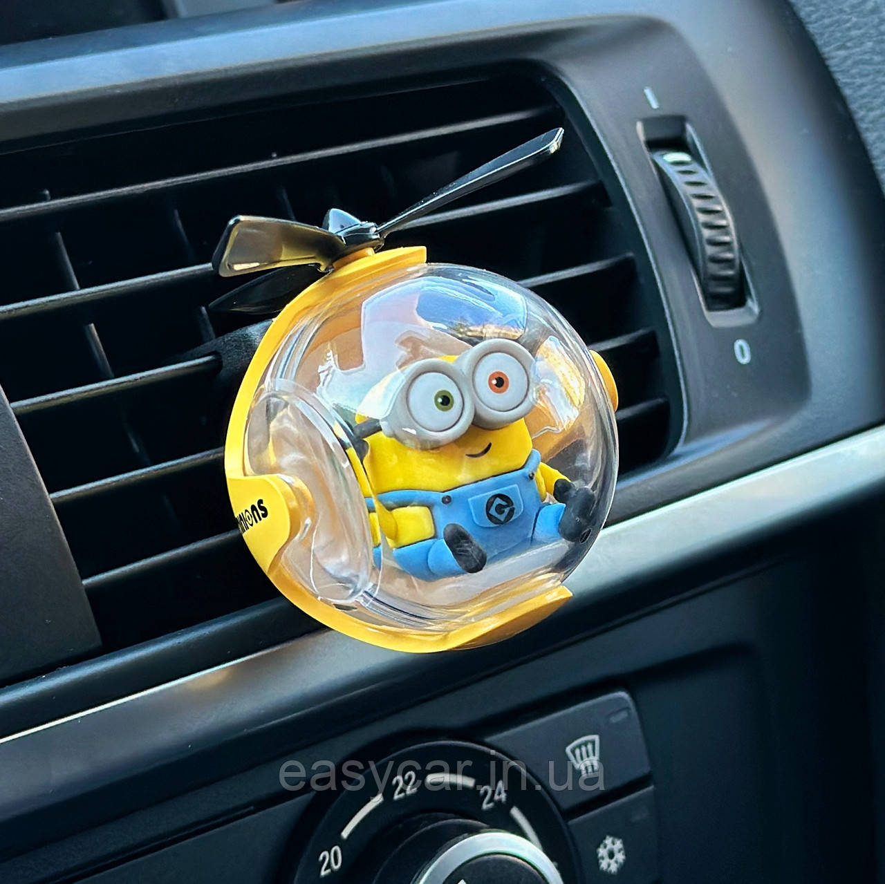 Ароматизатор вертоліт  з RGB-підсвіткою Посіпака Minion, фото 1