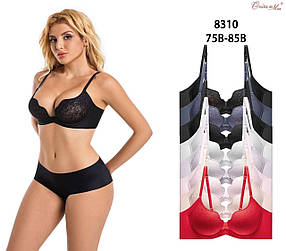 Жіночий бюстгальтер із пушапом, чашка В