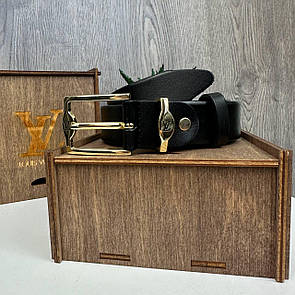 Шкіряний жіночий пояс поясний класичний чорний Чорний із золотим