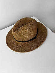 Жіноча солом'яний капелюх з прямими полями та вигнутим верхом 8307379