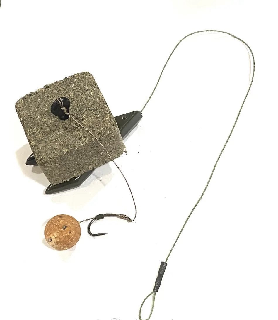 Снасть коропова. Макушатник "Ластівка" з волосом вофарбована 50г., фото 1