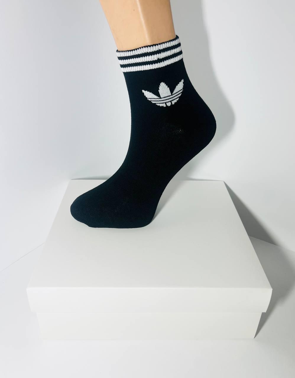 Набір з 30 пар чоловічих демісезонних середніх шкарпеток розмір 41-44 чорні