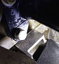 10LT05 Двигун, фото 2