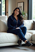 Жіночі костюми велюр