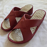 Шльопанці жіночі бежево-бордові, розміри в описі