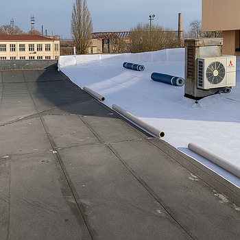 Реконструкція та ремонт покрівлель з рубероїду