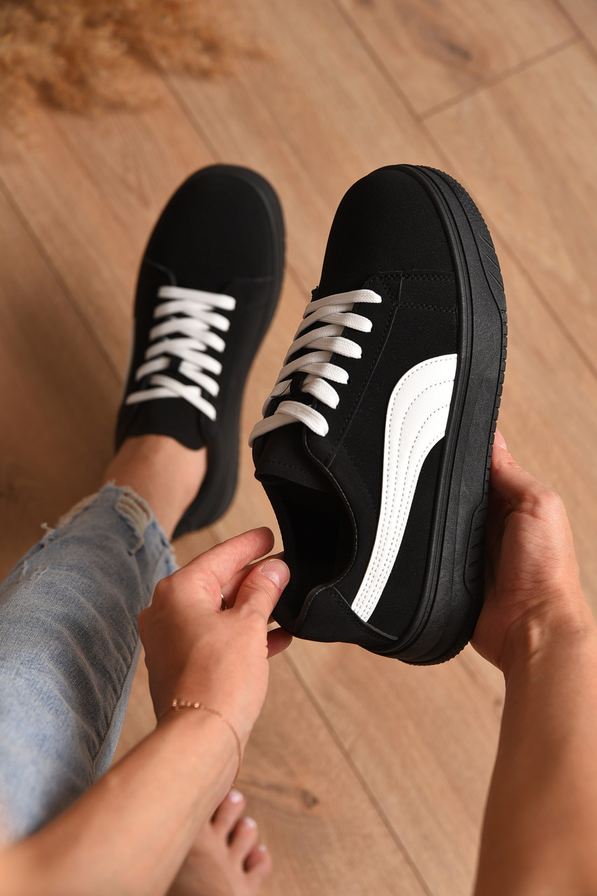 Кросівки жіночі чорно-білого кольору на шнурівці 177026T Безкоштовна доставка, фото 1