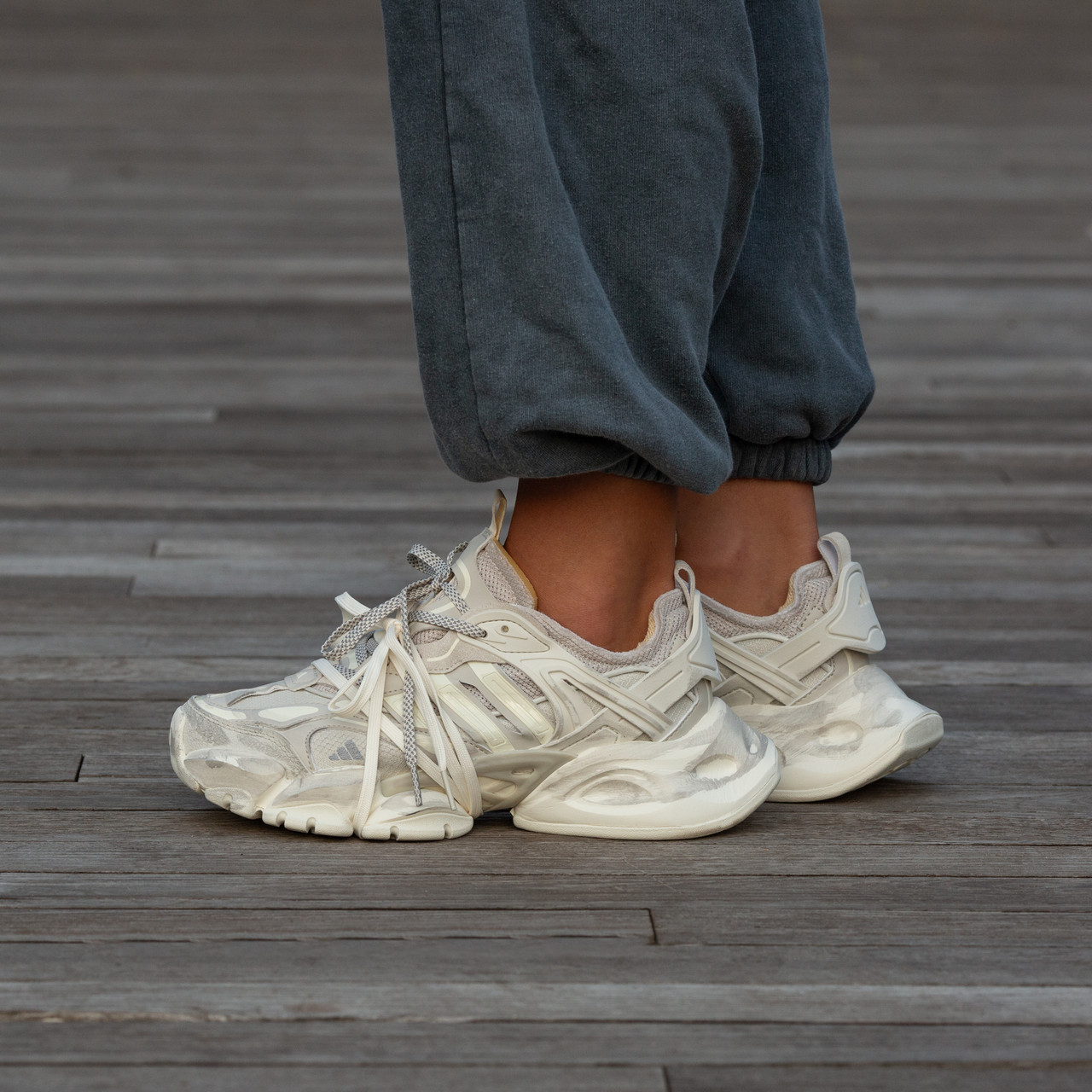 Жіночі кросівки Adidas Vento XLG Deluxe Sail Grey, фото 1