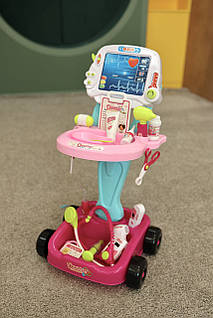 Набір лікаря з візком Limo Toy 660-45-46, pink
