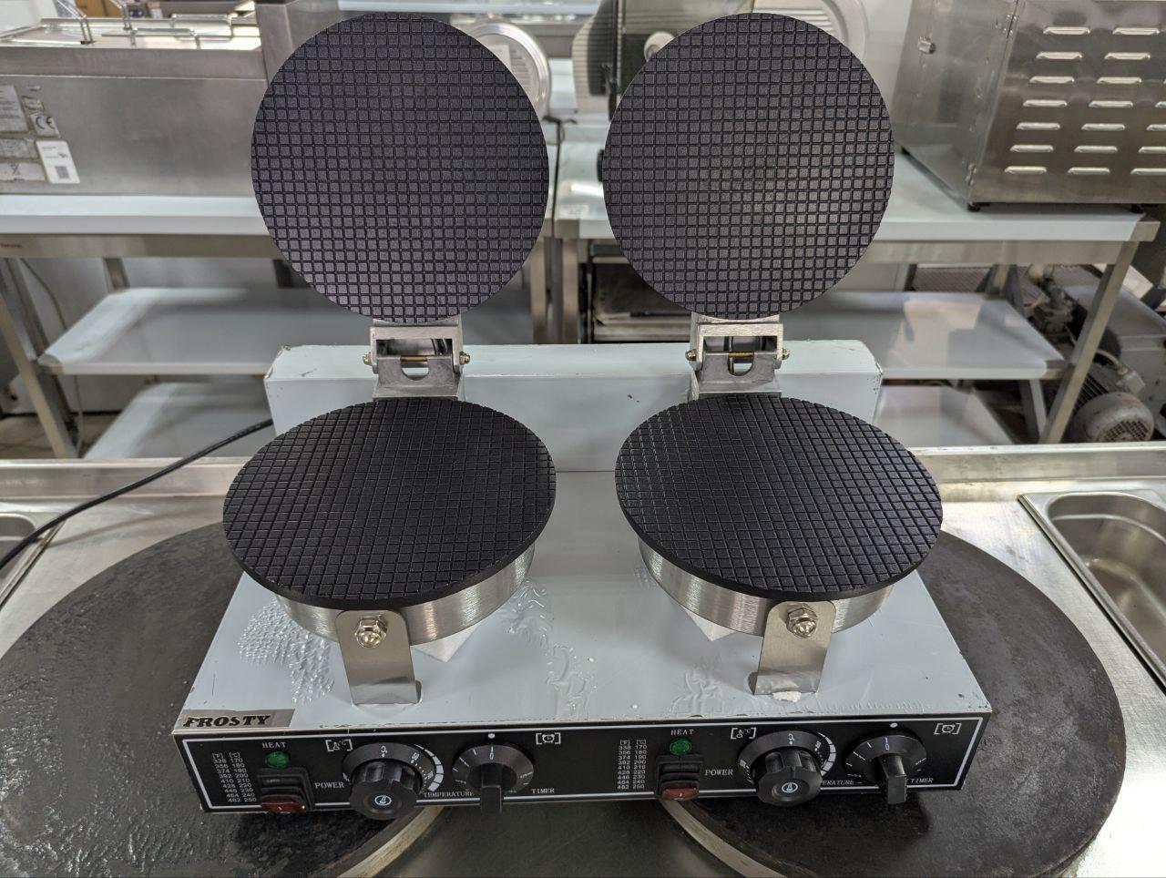 Фафельниця FROSTY WBC-2C