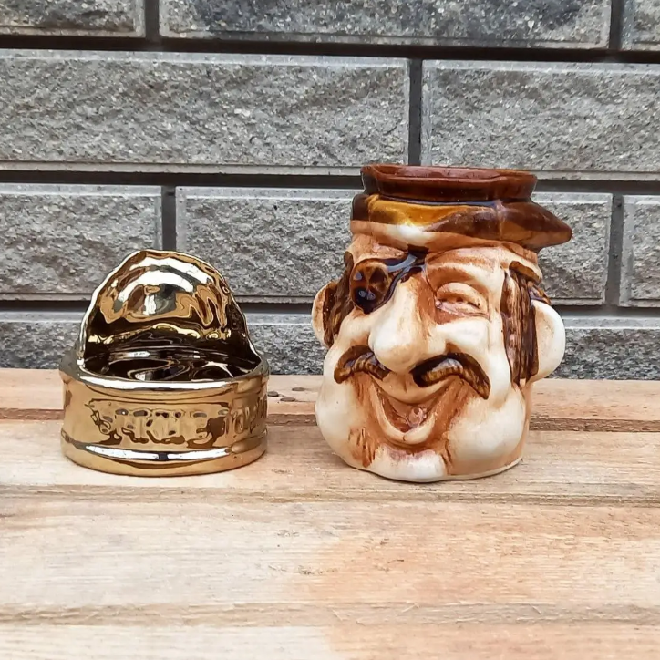 Набір для чоловіка Кухоль для пива "Пірат" 0,5 л та попільничка "Консервна банка" - кераміка, фото 1