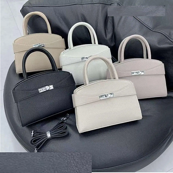 Сумка жіноча 23*17 см на блискавці з довгим ремінцем зі штучної шкіри в різних кольорах Janin