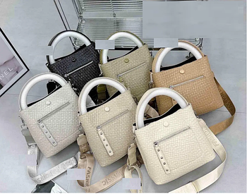 Сумка жіноча 25*22 см на блискавці з кишенею зі штучної шкіри в різних кольорах Janin