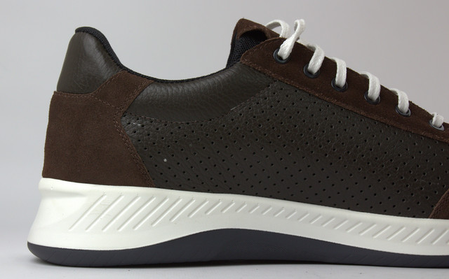 Полегшені літні кросівки коричневі шкіра з перфорацією із замшевими вставками чоловіче взуття великих розмірів 46 47 48 49 50 Rosso Avangard DolGa Run Black Brown Perf BS Код Артикул 2700898381 Полегшені літні кросівки коричневі шкіра з перфорацією із замшевими вставками чоловіче взуття великих розмірів 46 47 48 49 50 Rosso Avangard DolGa Run Black Brown Perf BS Код Артикул 2700898381