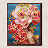 Алмазна мозаїка/вишивка Дівчина з квітами з голограмними стразами 40*50 см Ідейка AMO 8004, фото 3