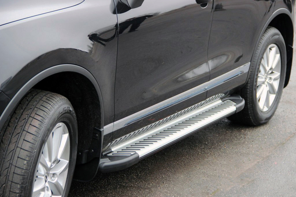 Бокові пороги Line (2 шт., алюміній) для Volkswagen Touareg 2002-2010 рр, фото 1