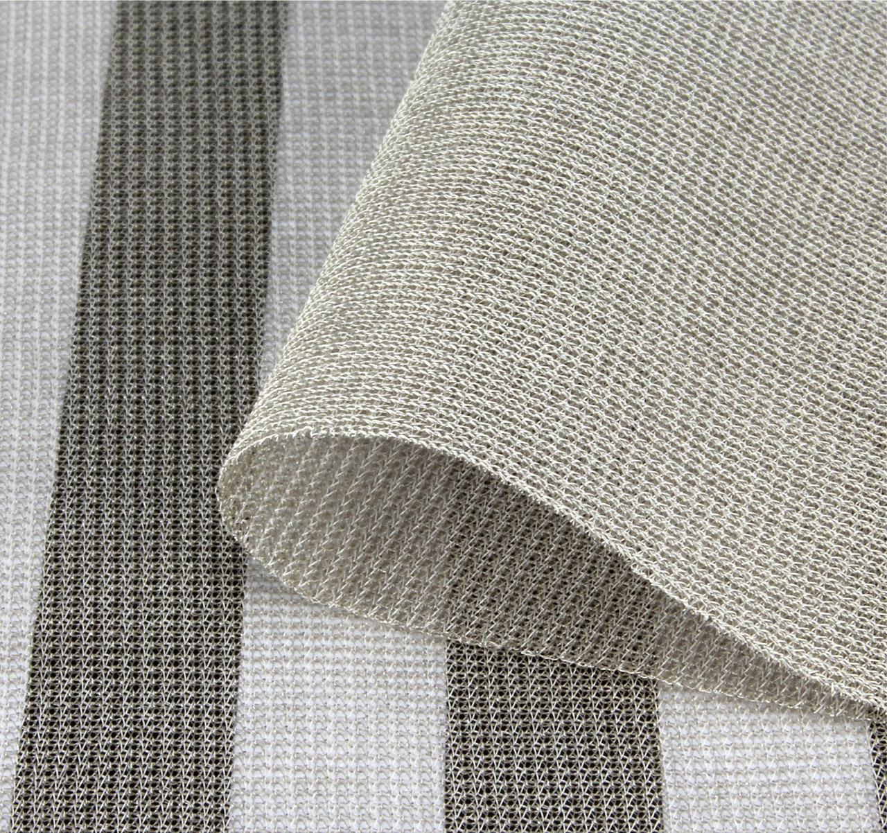 Екрануюча тканина (ширина 130 cм), 1 м YSHILED SILVER-TULLE