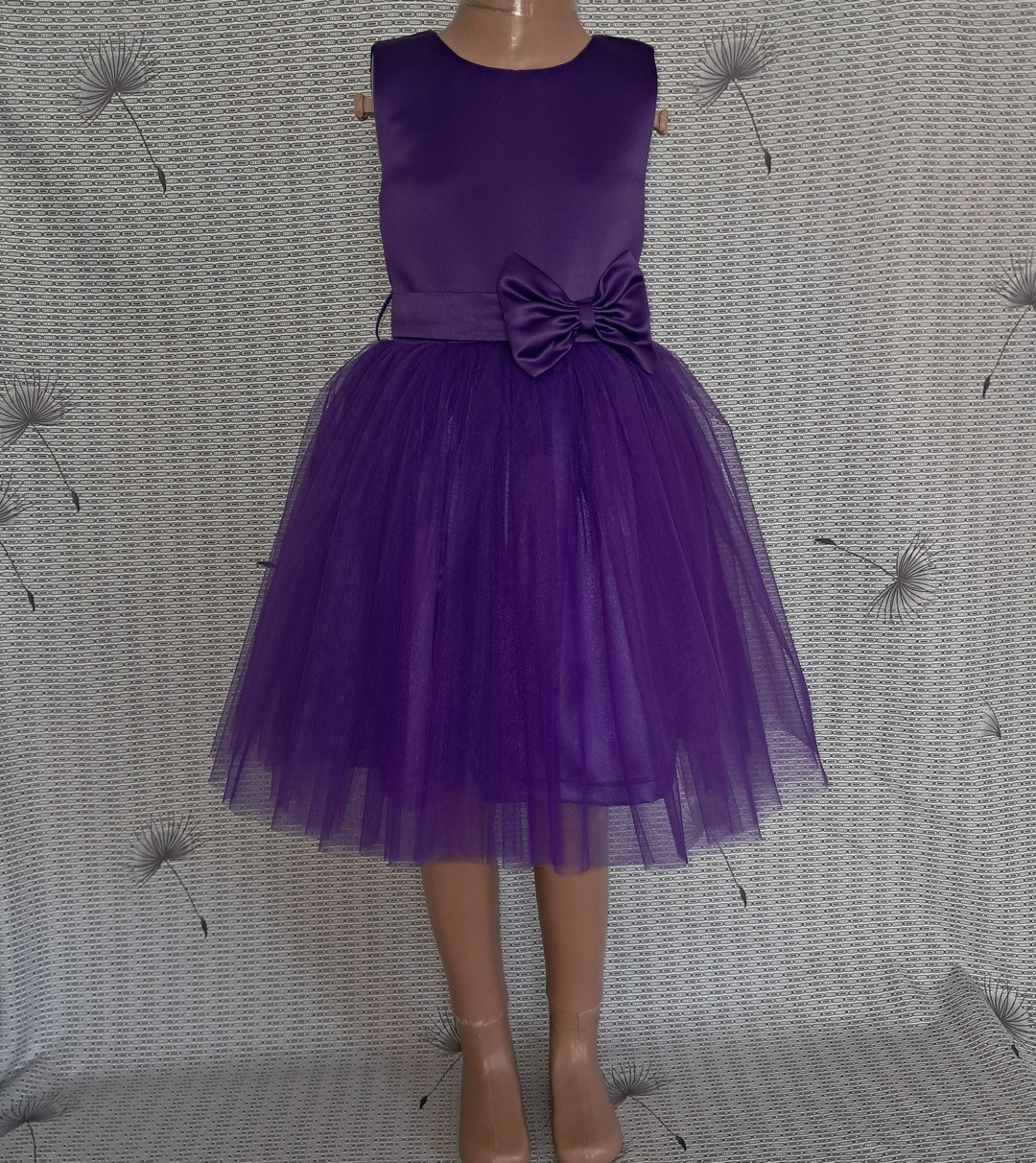Фіолетова святкова дитяча сукня з бантом, розмір 116