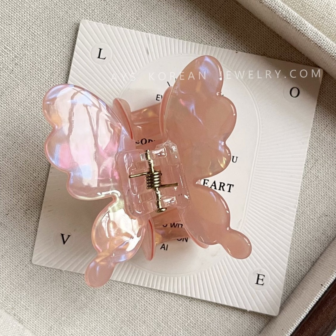 Краб для волосся елегантний міцний французький пластик метелик різні кольори розмір 5 см висота 5.5 см