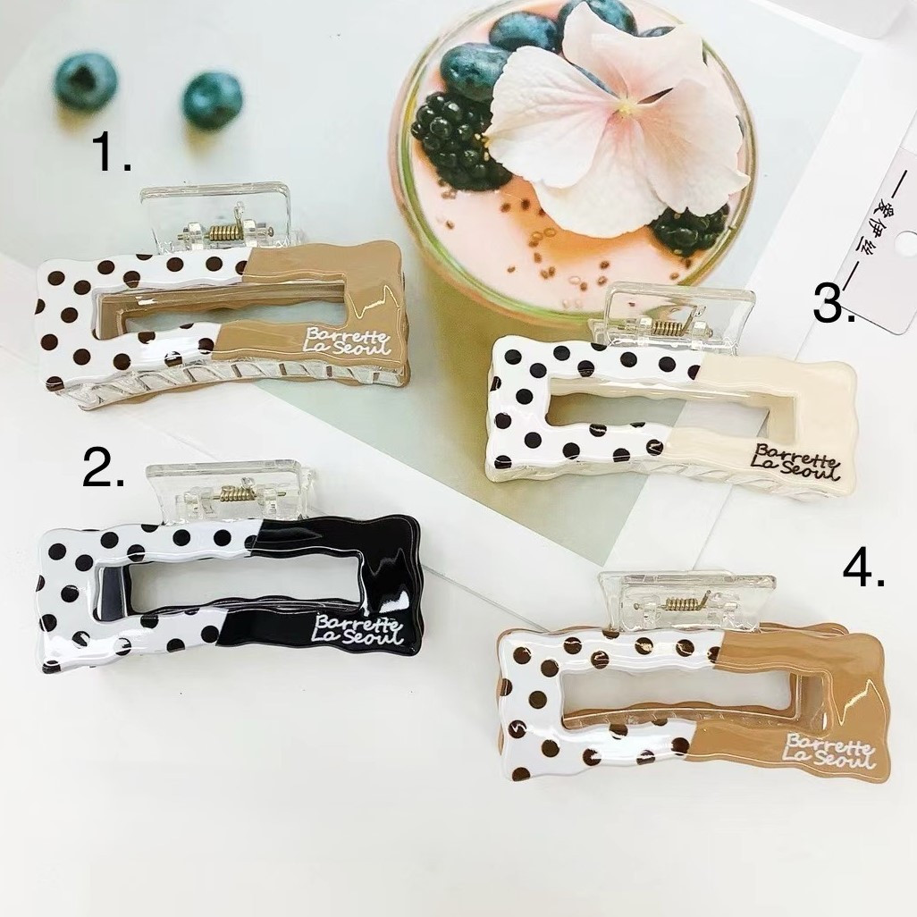 Краб для волосся міцний французький пластик у горошок із написом різні кольори розмір 9 см висота 4.5 см