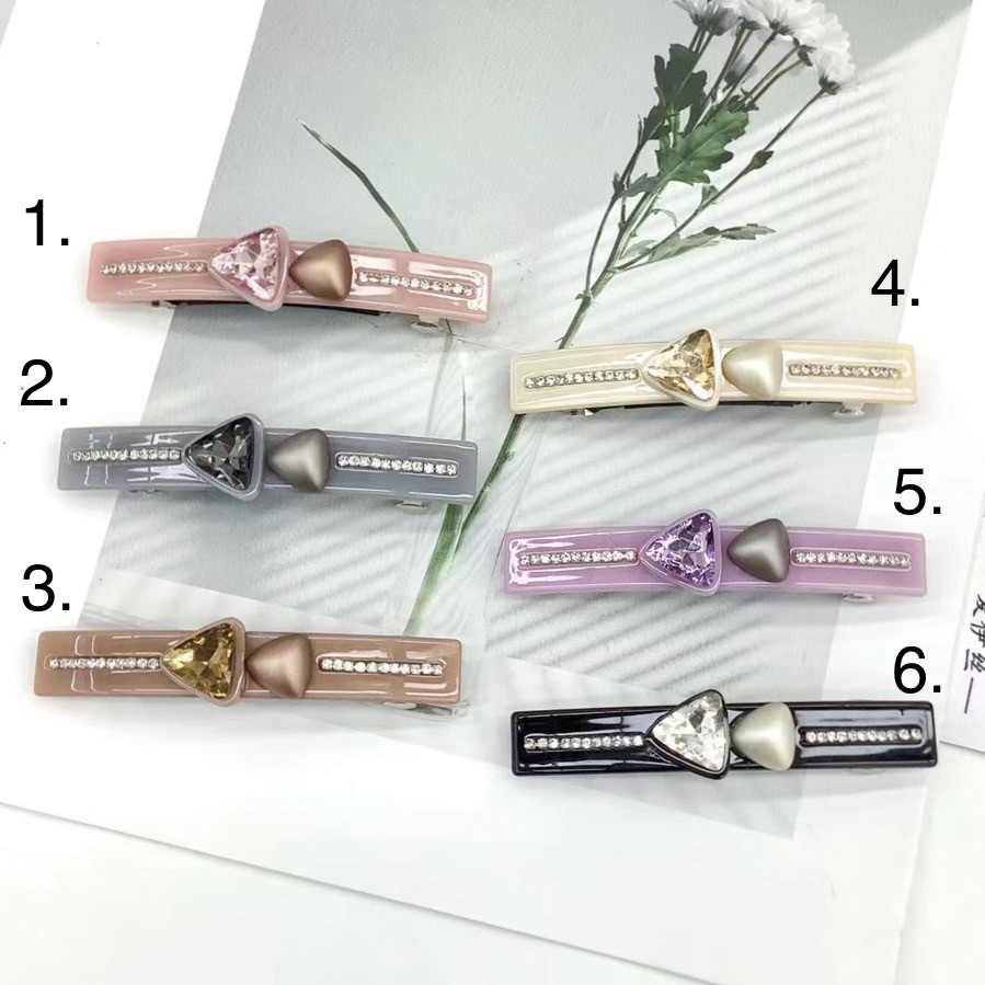 Шпилька автомат для волосся французький пластик ромбики зі стразами різні кольори довжина 9 см висота 1.5 см