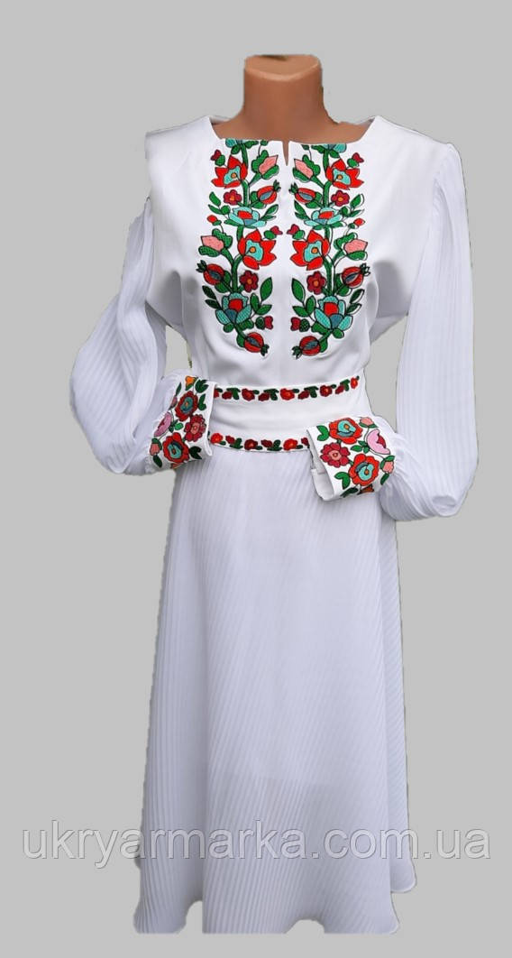 Біла вишита сукня з розкльошоною спідницею "Чарівна нота"