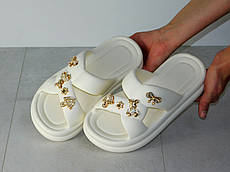 Шльопанці жіночі сланці резинові мякі молочні