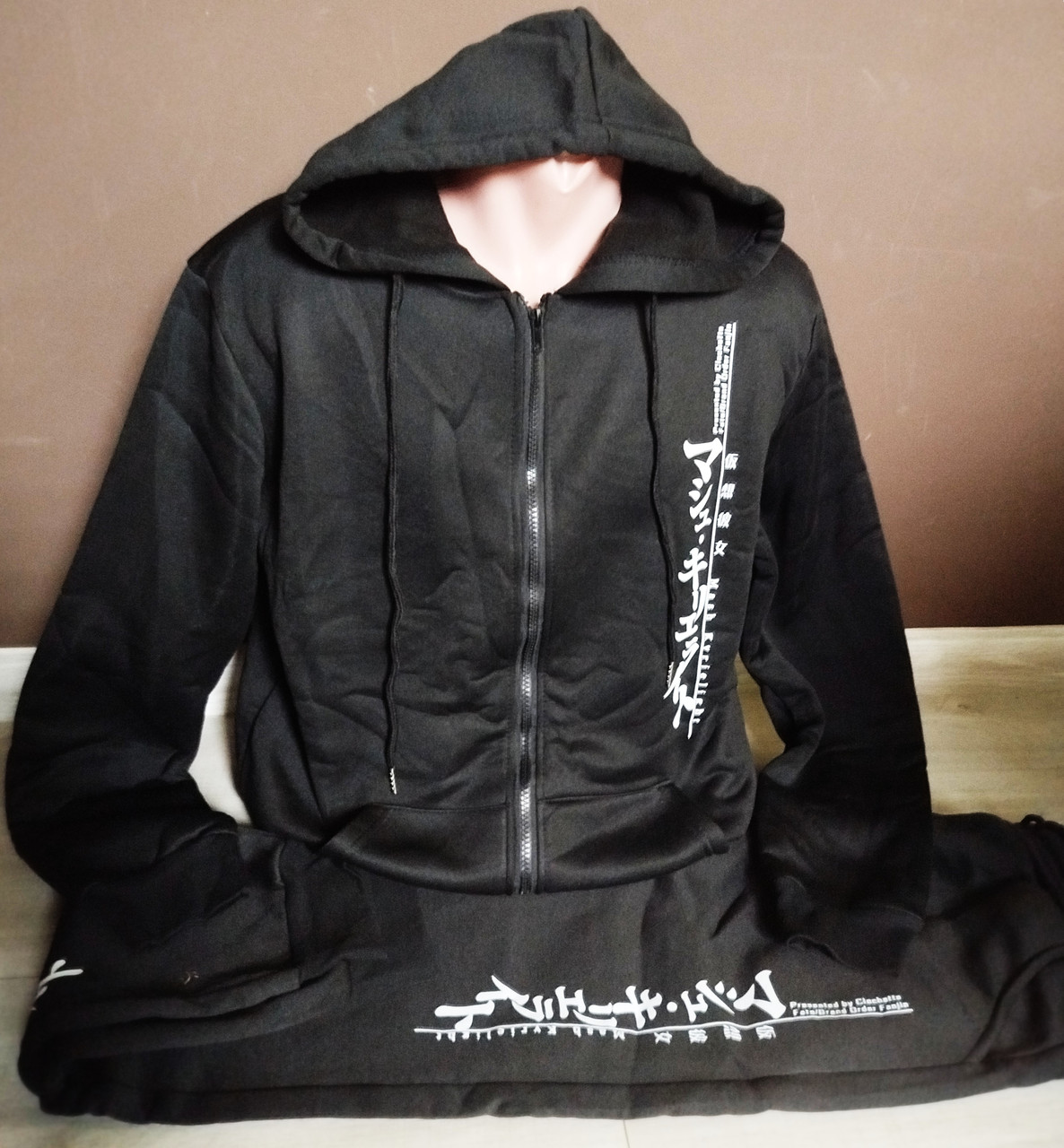 Костюм утеплений з начосом на флісі для хлопчика підлітка Ієрогліф на 13-18 років куртка штани чорний, фото 1