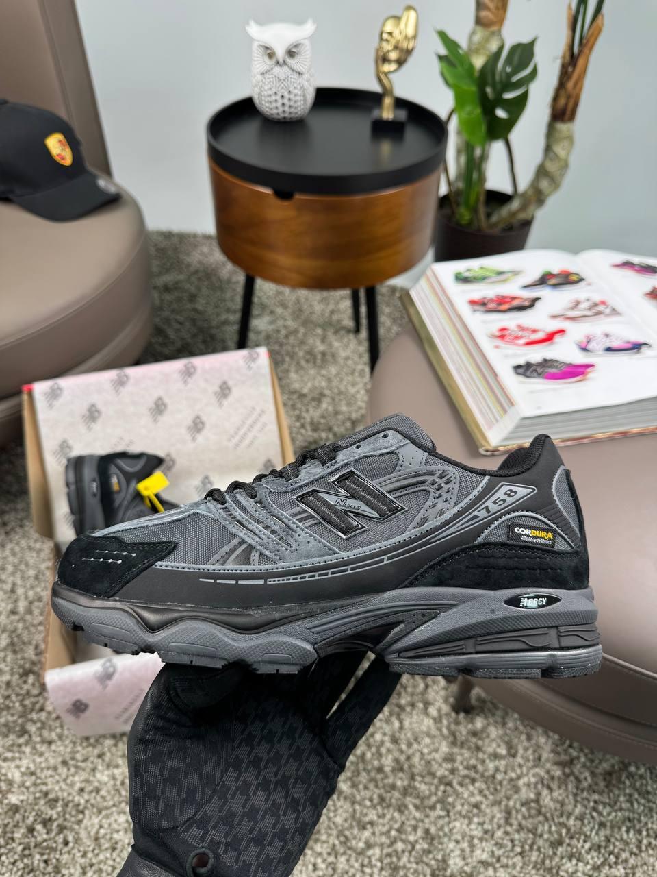 Чоловічі кросівки New Balance 758 Black Grey, кеди чоловічі замша шкіра текстиль чорні термо. Чоловіче взуття