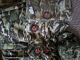 Брендування майок логотипом