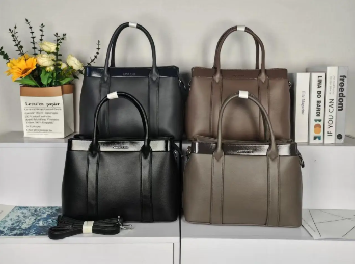 Сумка жіноча ділова 32*23 см на блискавці зі штучної шкіри в різних кольорах Zhenya, фото 1