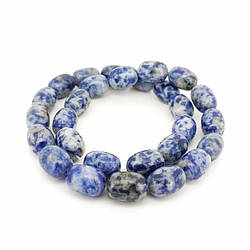 Содаліт намистини овальні з каменю 14х10 мм +-40 см 28 шт.