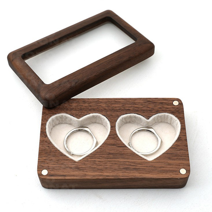 Коробочка для двух каблучок дерев'яна Double Heart — Футляр скринька для весілля, з натурального американського горіха, фото 1
