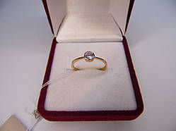 Золоте жіноче кільце. Розмір 17