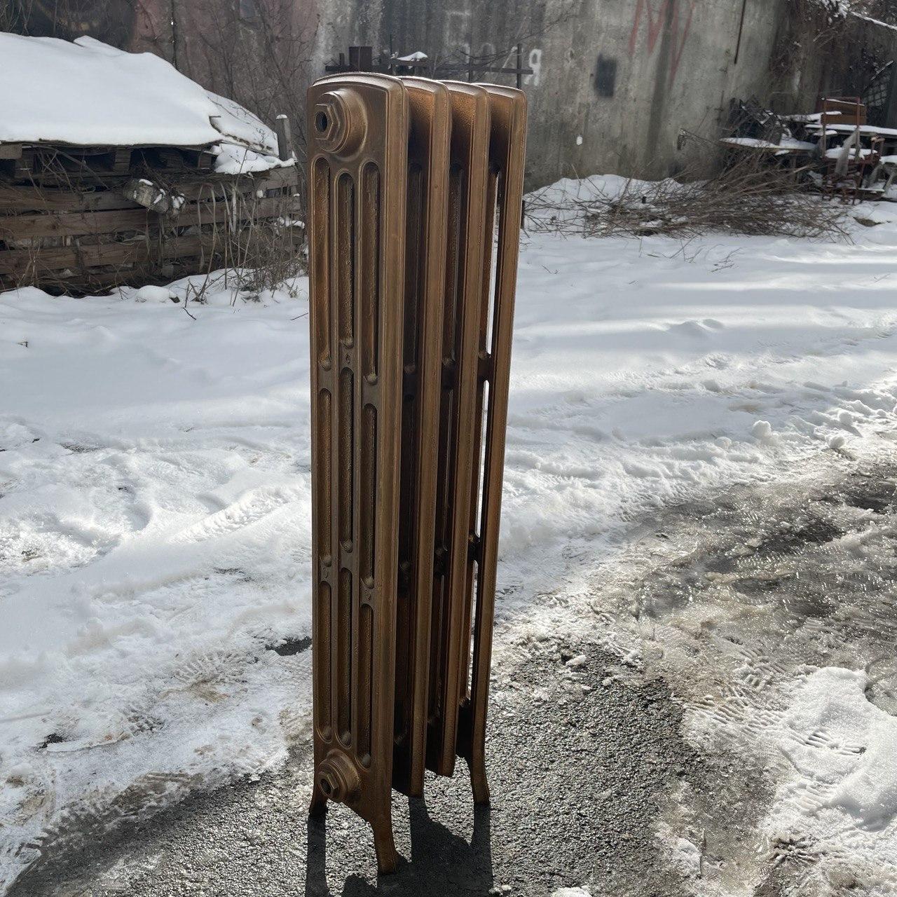 Чавунний ретро радіатор для опалення Classik 800, фото 1