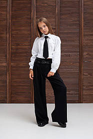 Стильна сорочка в білому  кольорі з краваткою