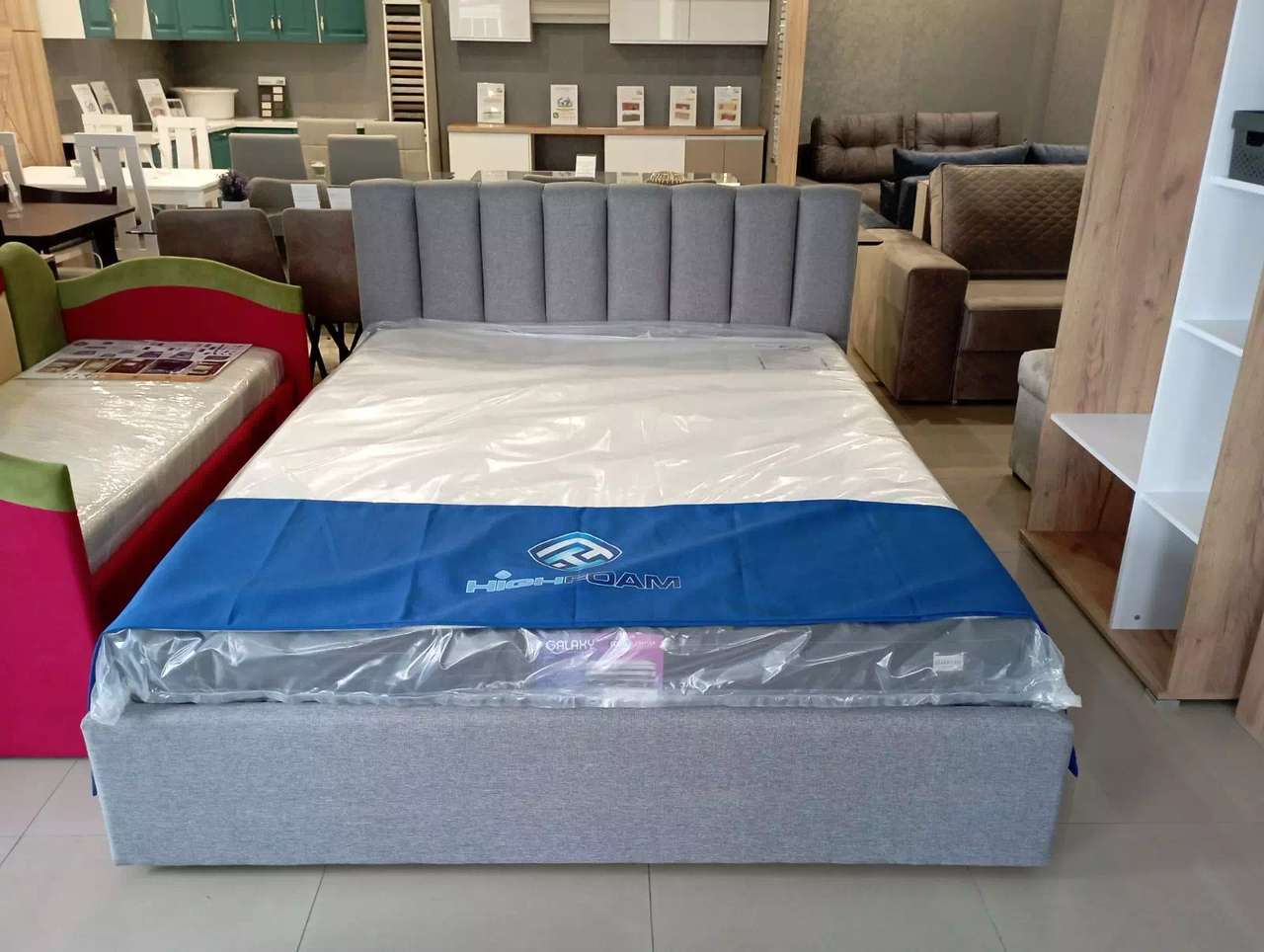 Ліжко двоспальне Монро 160-180 (стандарт) з механізмом рогожка сіра, фото 1