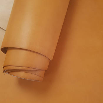 Галантерейна шкіра Toiano