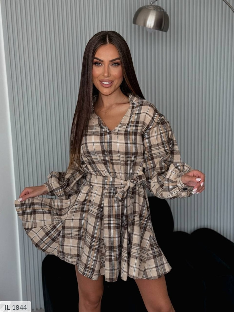 Плаття-сорочка жіноче коротке міністильне модне молодіжне а-силуету з поясом у клітинку розміри 40-46