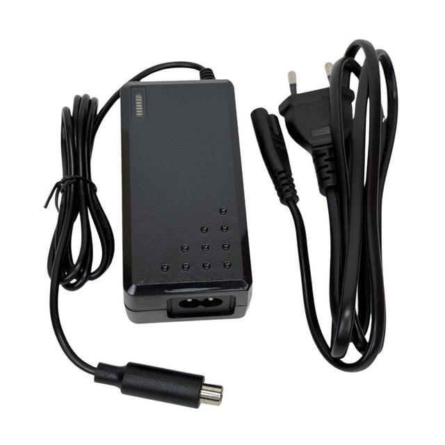 Зарядний пристрій для електросамоката Crosser M5 42V 1.5A